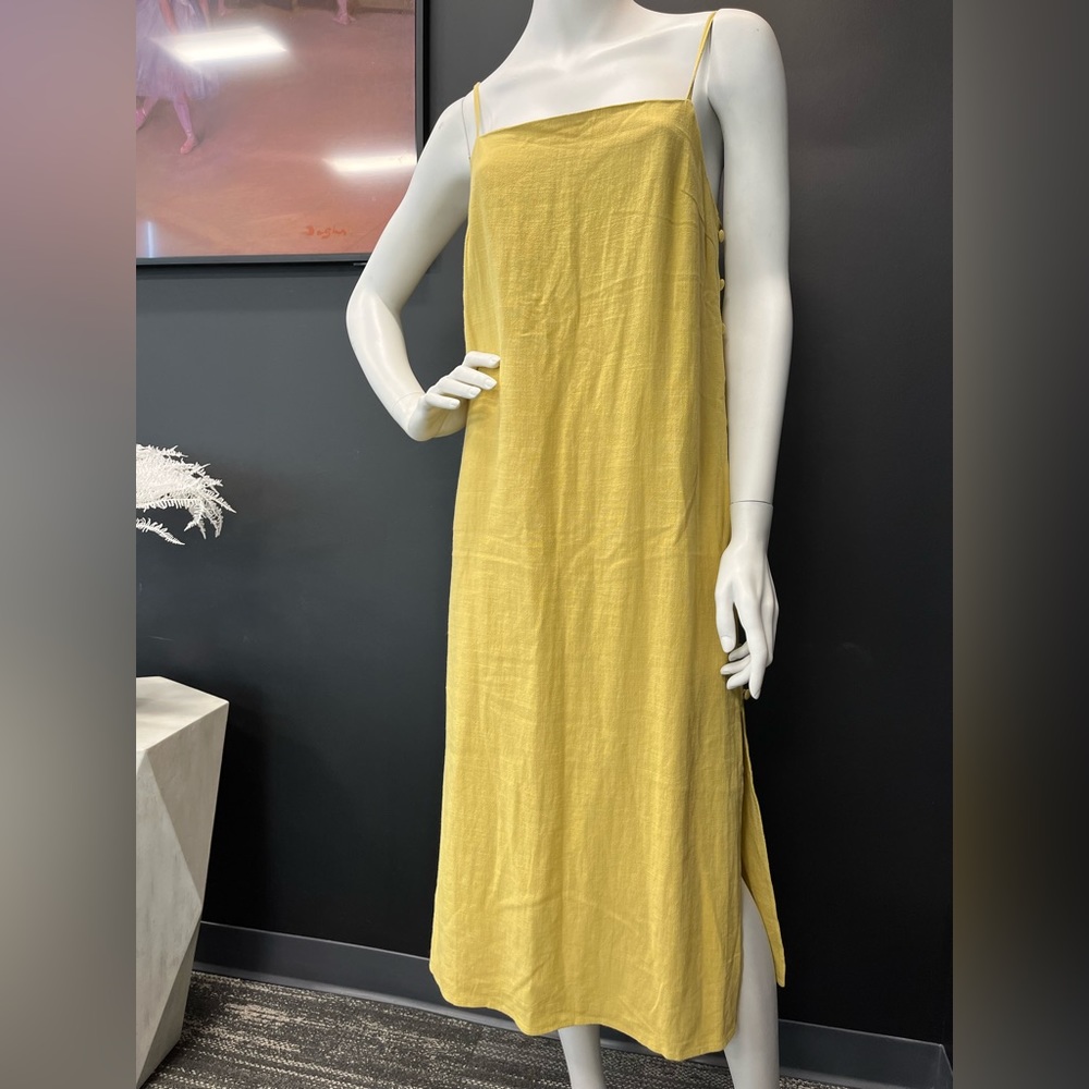 Lost in Lunar dress.